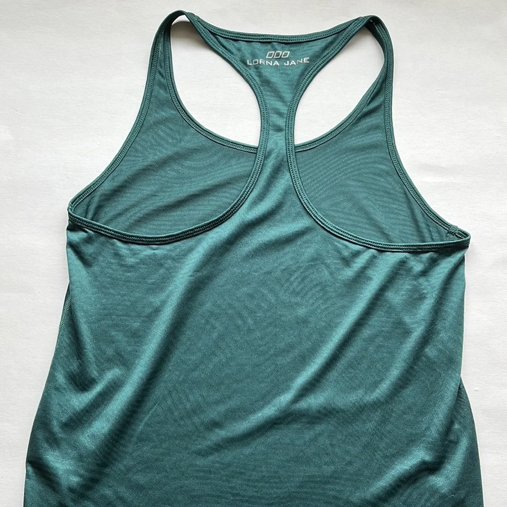 Lorna Jane Racerback Tank - Picture 4 of 10